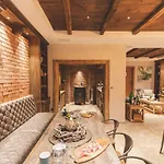 Beachfront Marconica וילה מאלינסקה