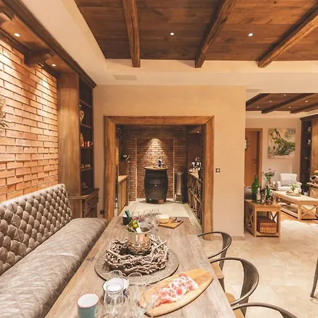 Marconica Villa Malinska