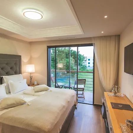 Villa Beachfront Marconica *