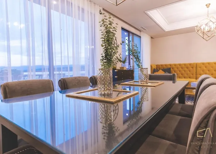 Beachfront Marconica * 马林斯卡