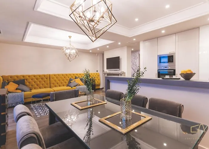 Beachfront Marconica 别墅