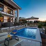 Beachfront Marconica Villa *