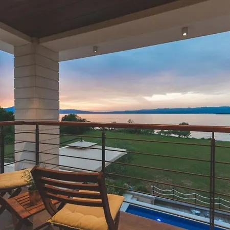 Beachfront Marconica Villa Malinska