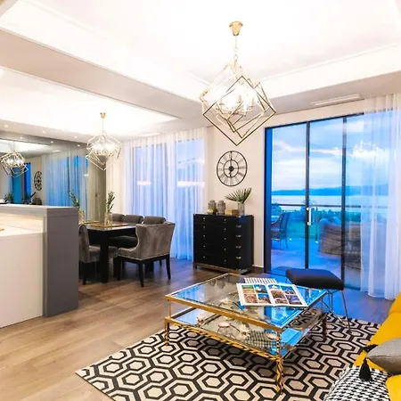 Vila Beachfront Marconica