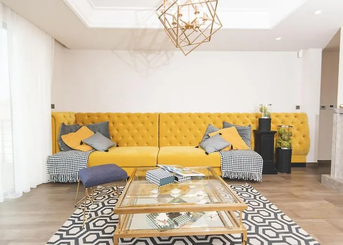 Beachfront Marconica Vila