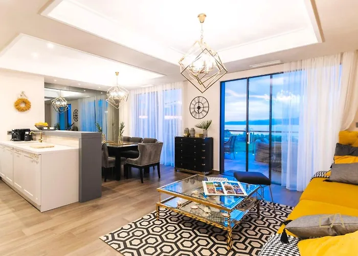 Vila Beachfront Marconica