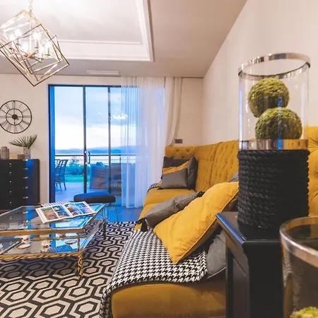 Beachfront Marconica *